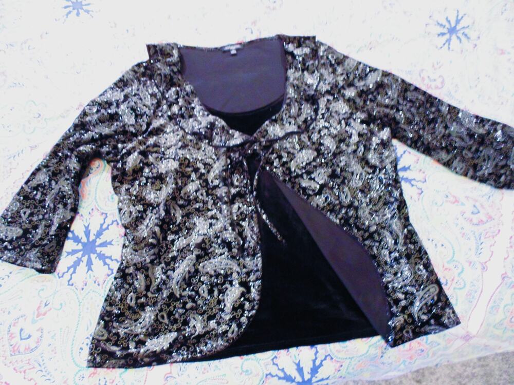 Notations Jacket Woman 2X Black Velvet Open Front Silver Sparkle 2fer Ruffle